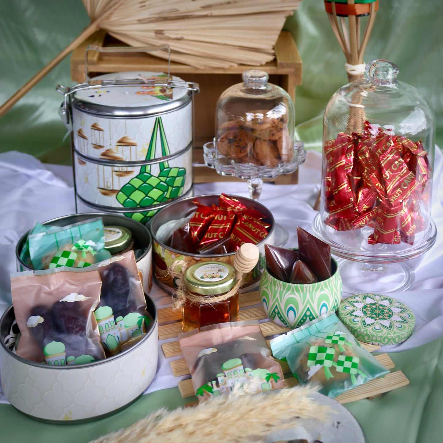Raya Collection 2024 : Syukur Tifflin Giftset