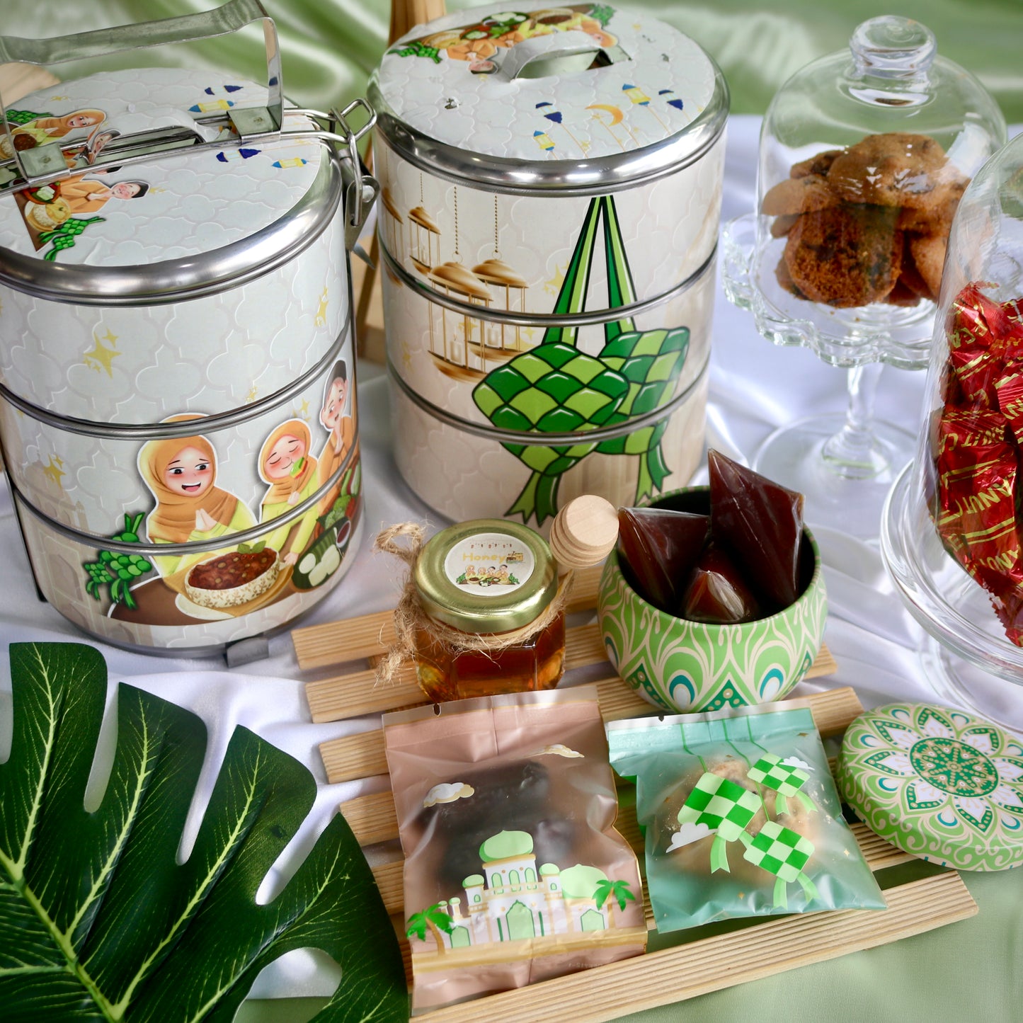 Raya Collection 2024 : Syukur Tifflin Giftset